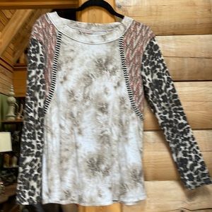 Ces Femme Leopard/tie-dye Top Size small